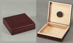 20-25 Count Humidor w/Humidifier